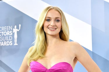 This video of Sophie Turner reviewing her fashion moments is so much to unpack.
