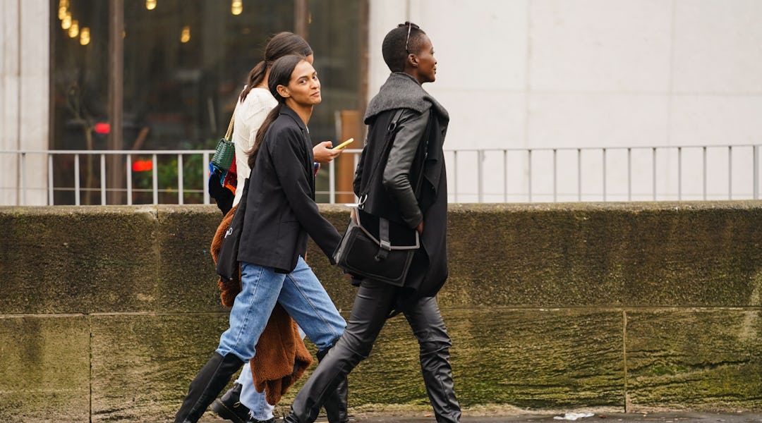 10 Jeans And Boot Outfits For To Test Out Before Summer Arrives