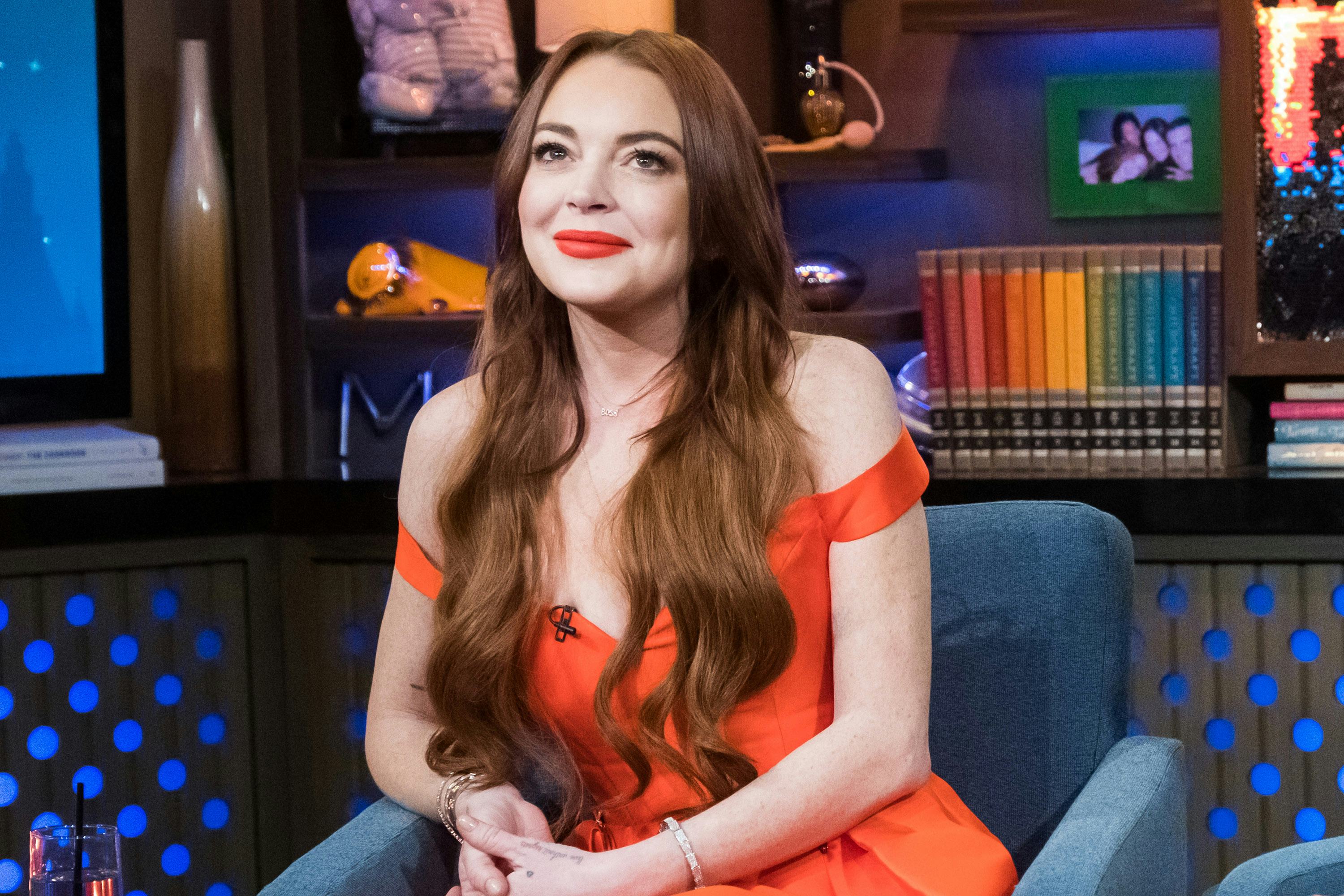 Linday Lohan Teased Her First Official Single In 12 Years & Twitter Cannot Deal