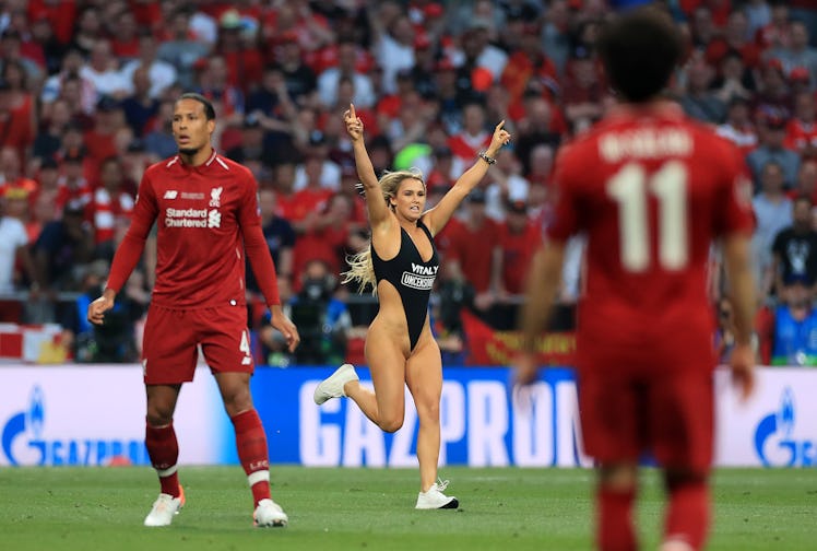 Kinsey Wolanski goes streaking at the 2019 Champions League finals.