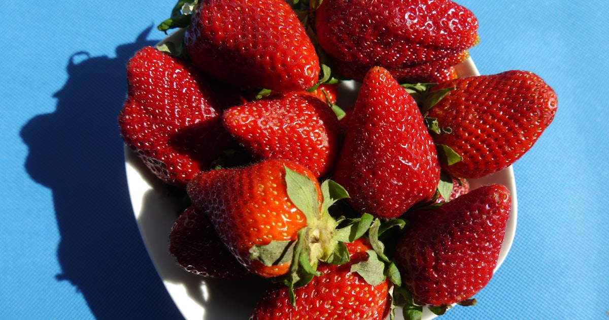 Why Are People Posting Fruit On Snapchat Stories Here S What This