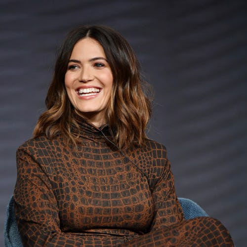 Mandy Moore's everyday makeup routine is simple and about bronze-y glows