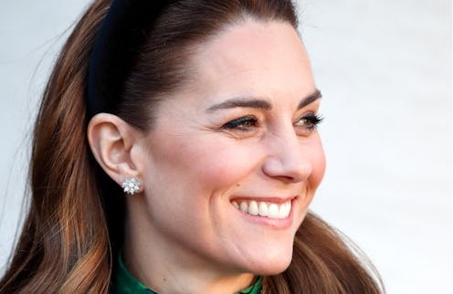 Kate Middleton's headband and waves are an easy hairstyle for work