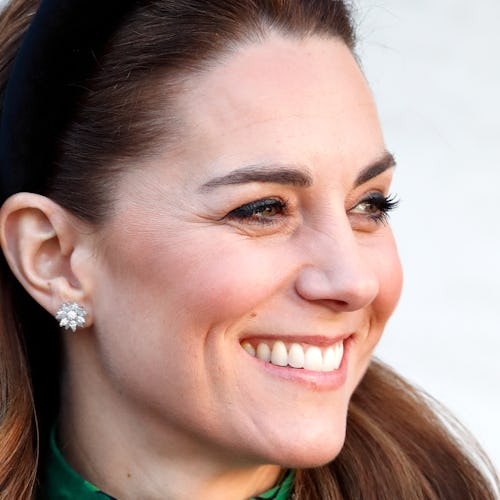 Kate Middleton's headband and waves are an easy hairstyle for work