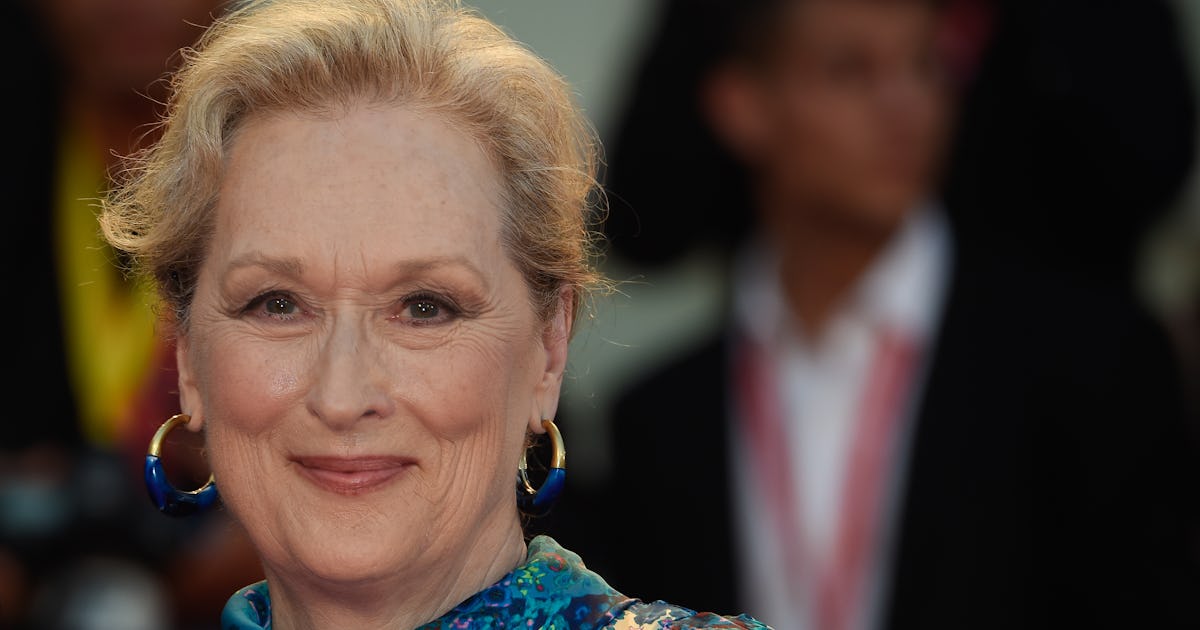 The Best Meryl Streep Memes That Ll Make You Raise Your Glass In Appreciation The Best Meryl Streep Memes That Ll Make You Raise Your Glass In Appreciation