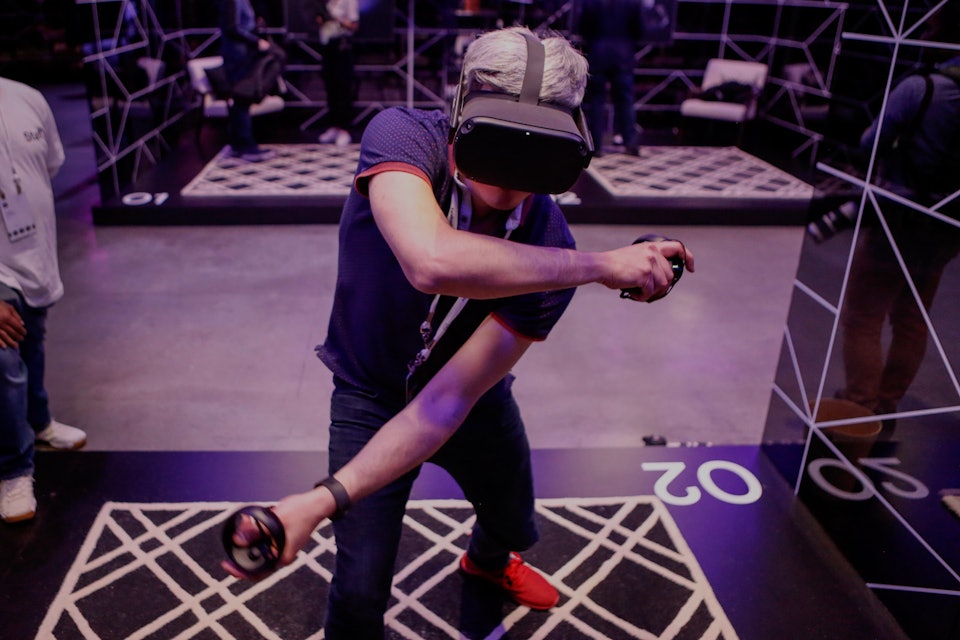 Oculus throws birthday party for Quest with hand tracking and new games  like 'Tetris Effect'