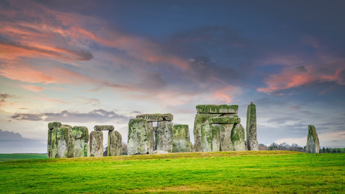 How To Watch The Summer Solstice At Stonehenge From The Comfort Of Home
