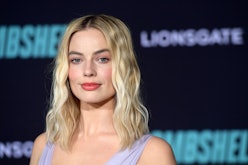 These lobs inspired by Margot Robbie, Bella Hadid, Reese Witherspoon, and other celebrities are goin...