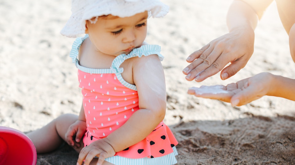 The Ewg S 2020 Safe Sunscreen Guide Reveals The Best Brands For Babies