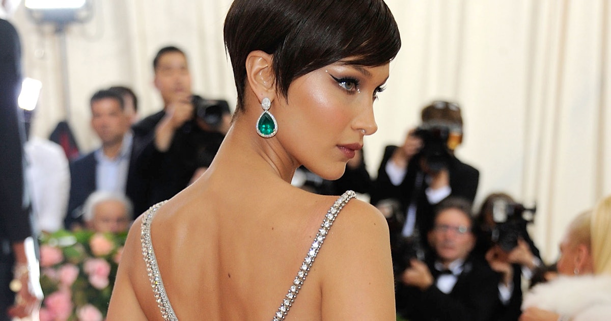How To Do The Fox Eye Makeup Look The Bella Hadid Approved Eyeshadow Trend