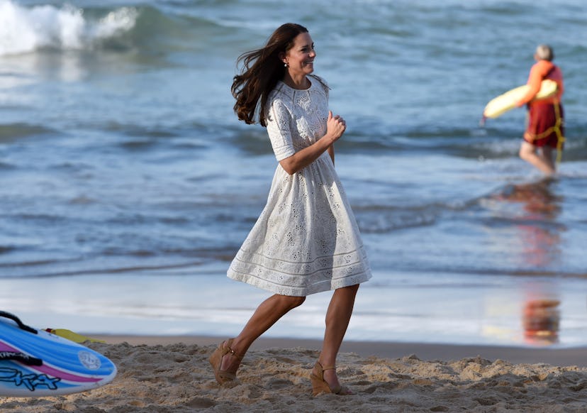 Kate Middleton's white lace dress and wedges are the perfect beach look