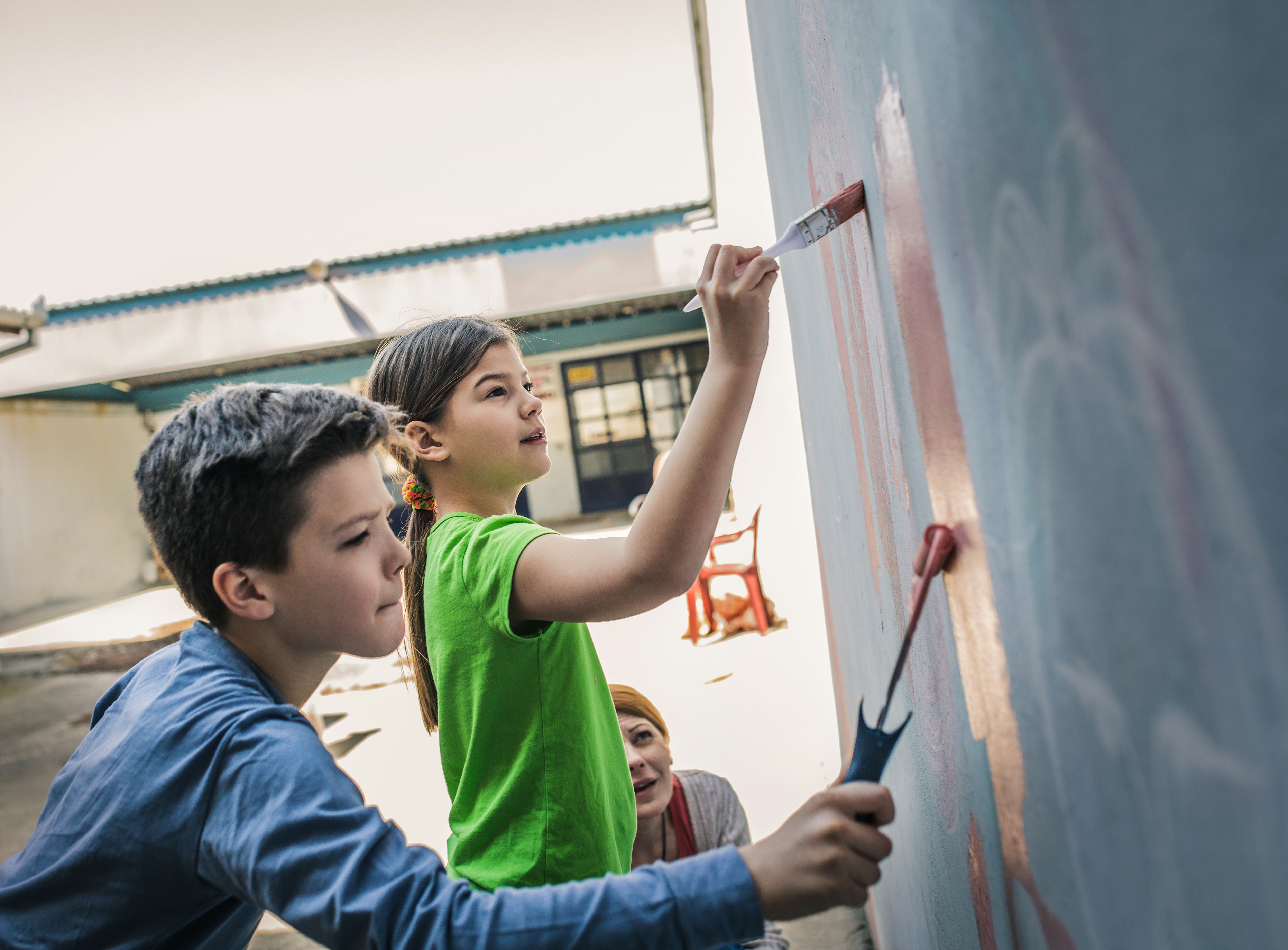 How To Paint A Mural In Your Home With Your Kids That Everyone Will Love