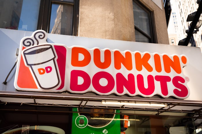 dunkin donuts sign