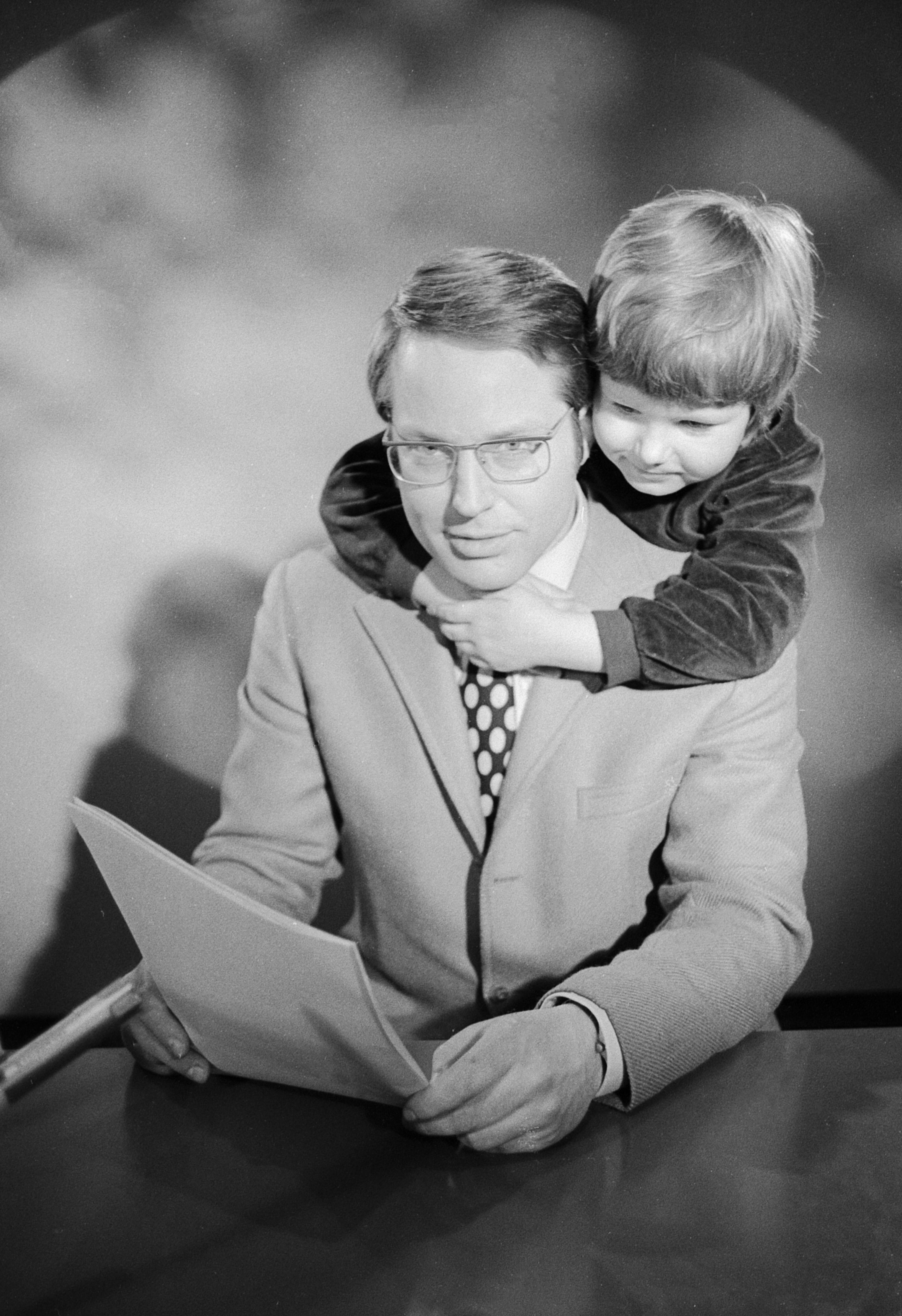 Daughter Sucks Fucks Dad