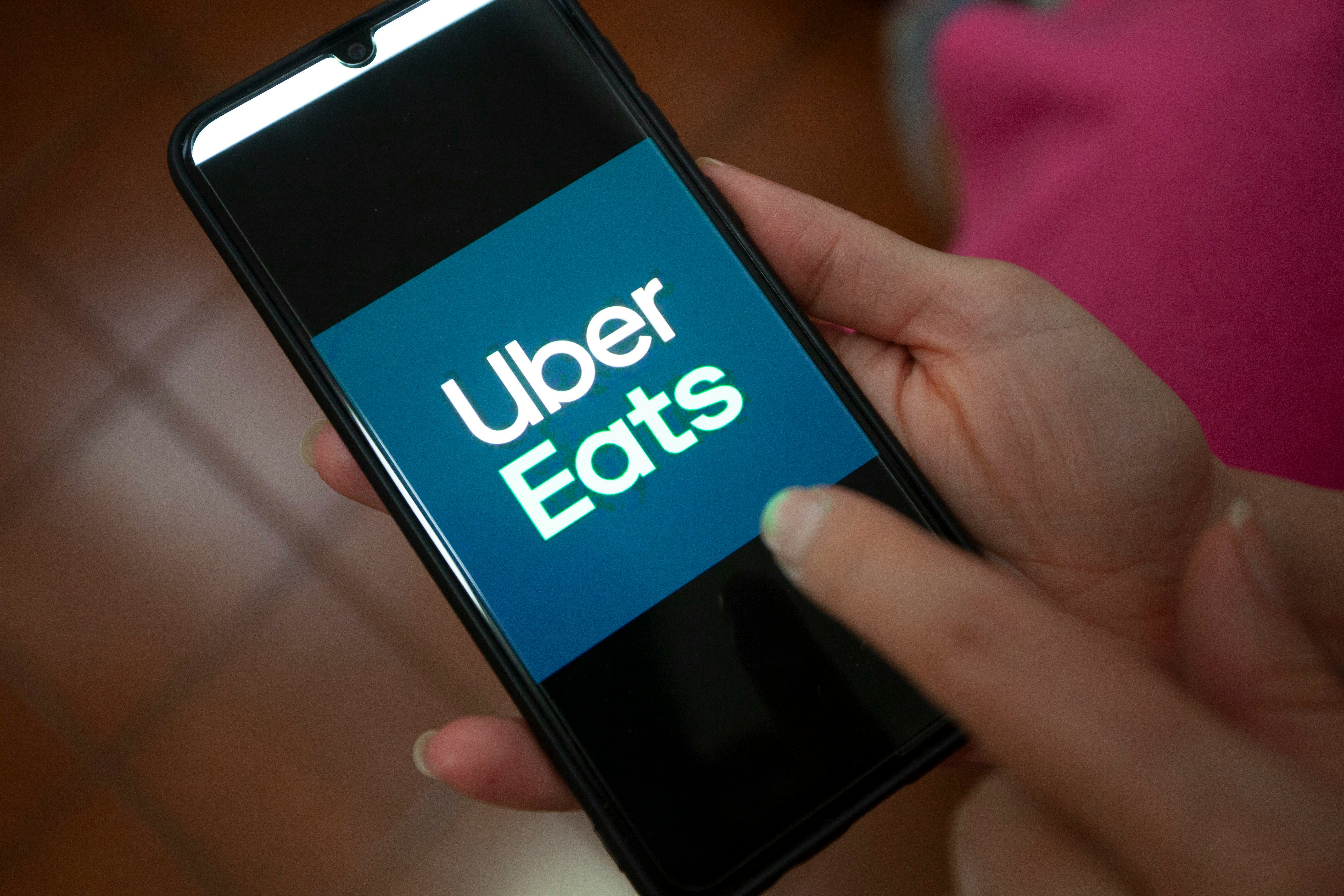 Uber Eatsu0027 New Priority Delivery u0026 Restaurant Rewards Program Give 