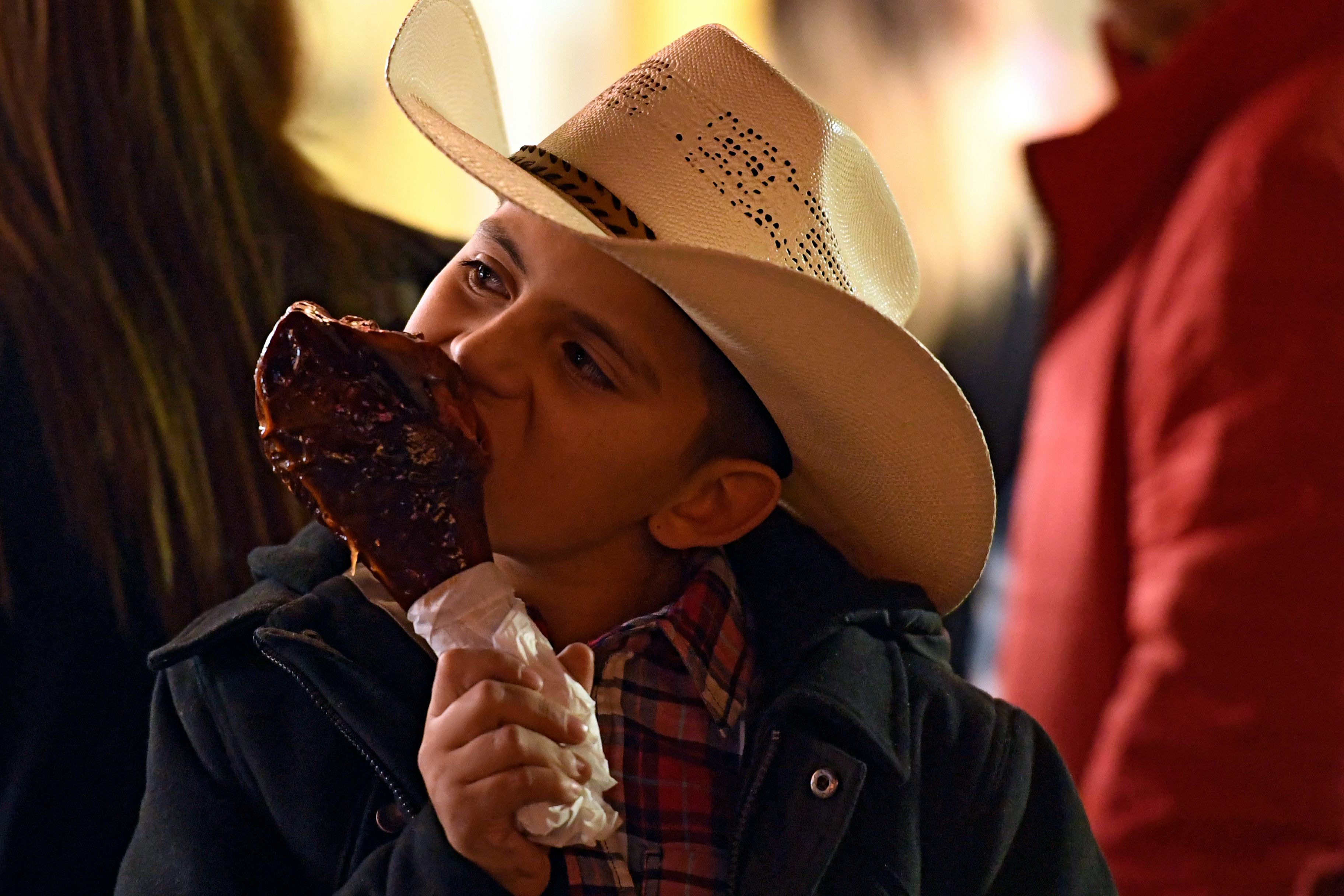 15-fair-food-recipes-to-make-at-home-this-summer-because-nostalgia