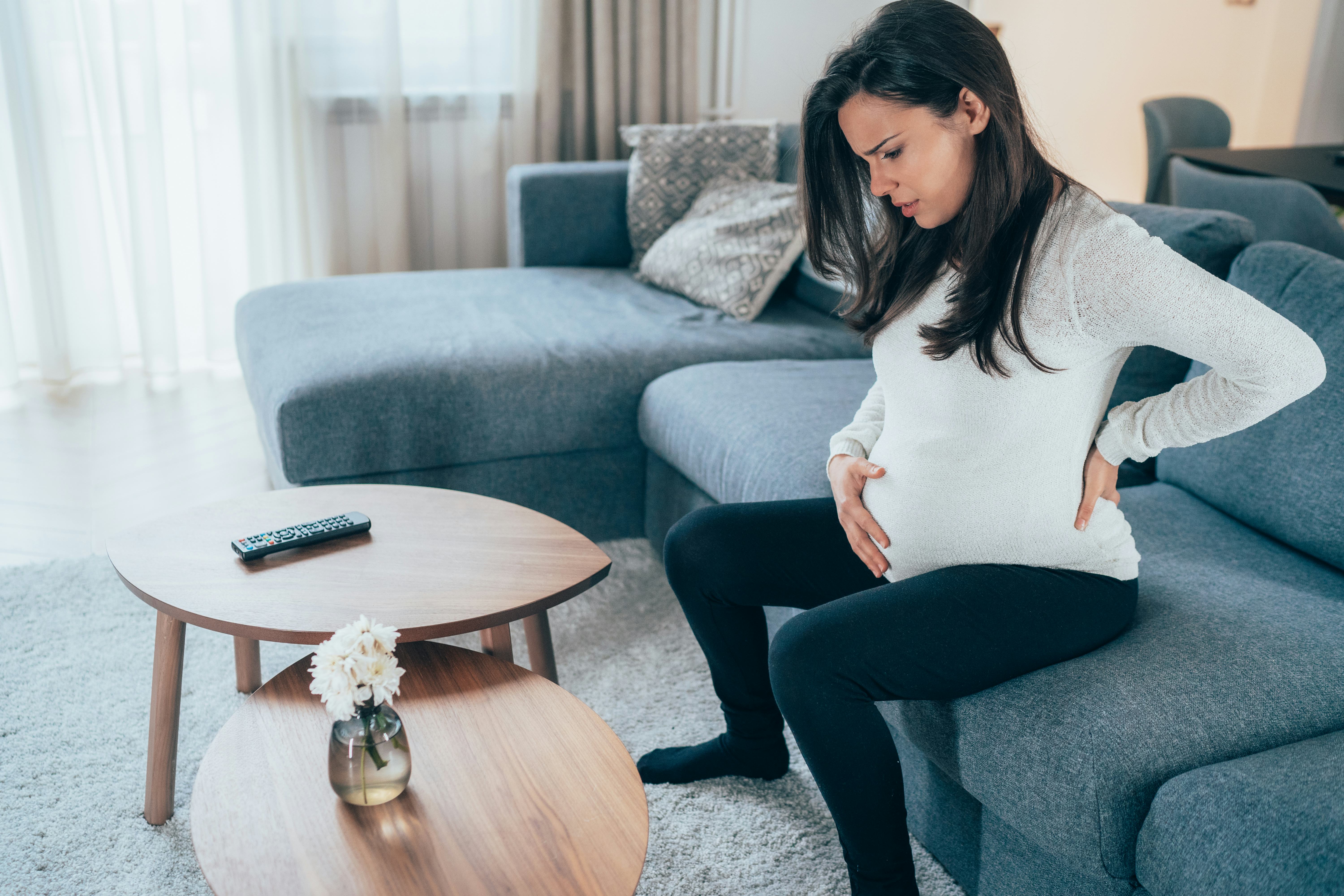 5 Signs Your Cervix Is Thinning & It's Almost "Go Time"