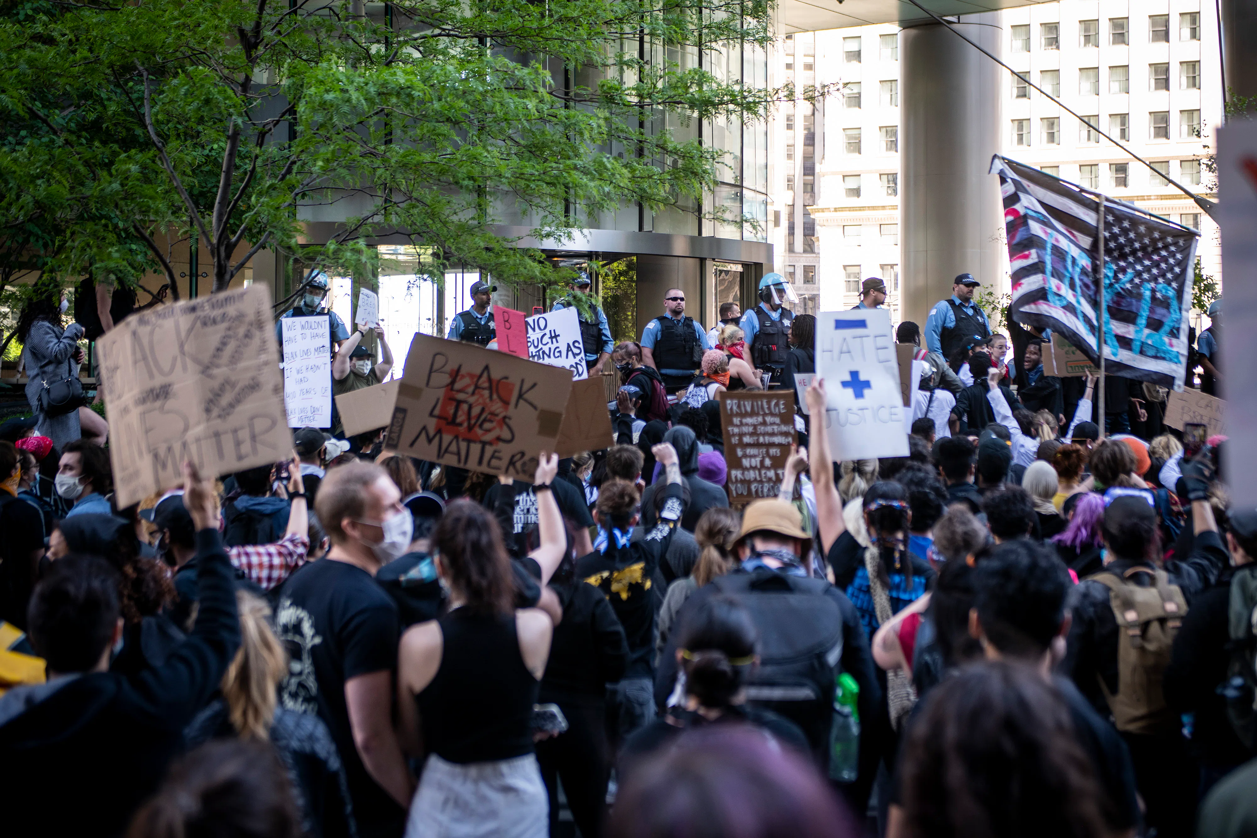 Should You Self-Quarantine After Protesting? Experts Weigh In On Your ...