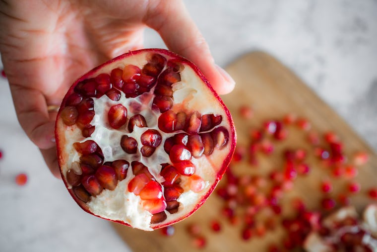 7 Pomegranate Beauty Benefits That'll Have You Obsessing Over The Fruit ...