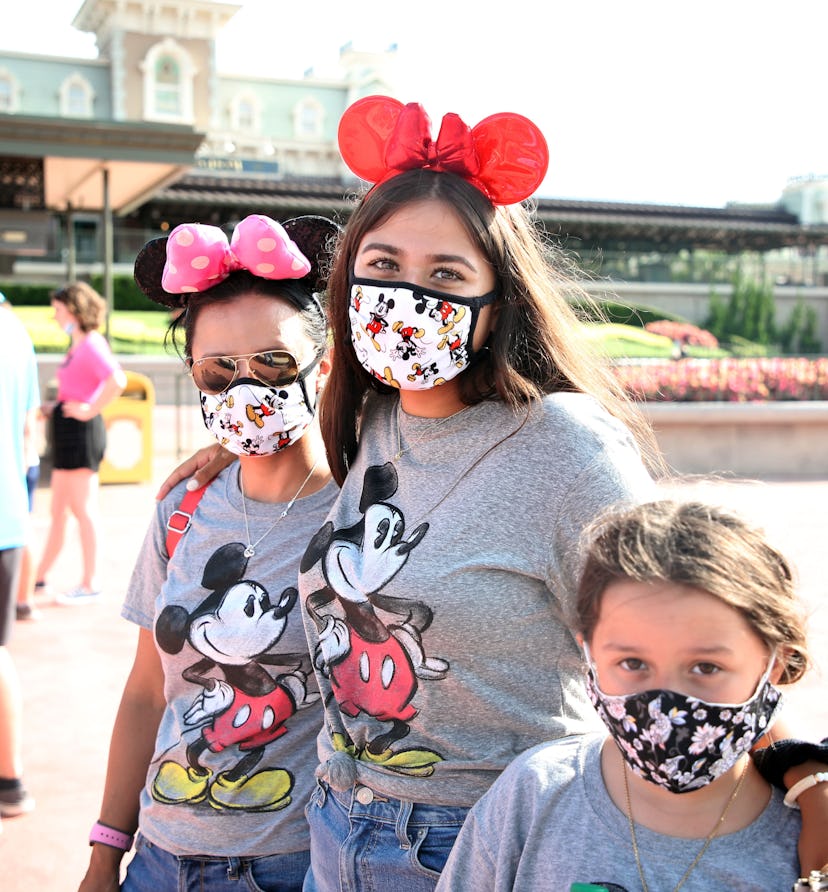 Why not use your face mask as an extension of your matching outfits?