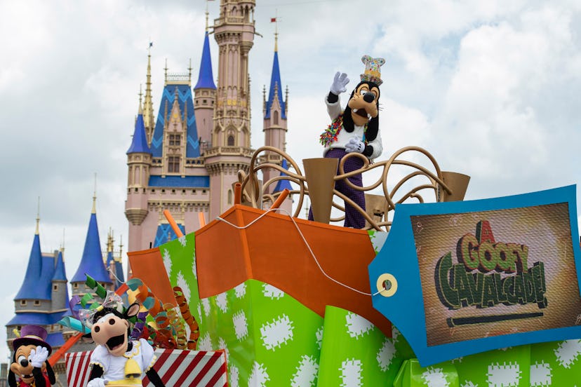 Goofy waves at reduced crowds from a parade float.