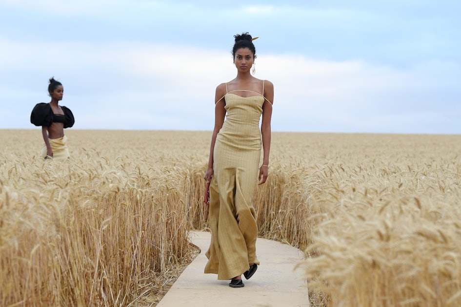 Jacquemus Spring 2021 Ready-to-Wear Collection