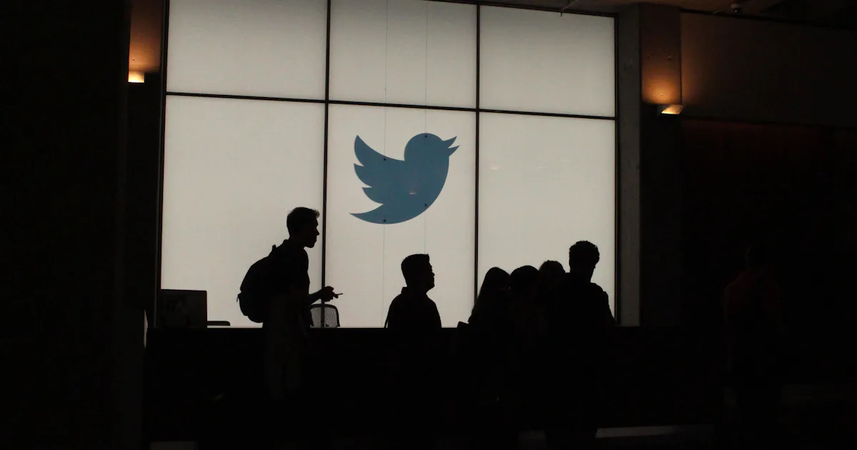 The Twitter Attack May Have Been Executed By A 21 year old SIM Swapper the-twitter-attack-may-have-been-executed-by-a-21-year-old-sim-swapper