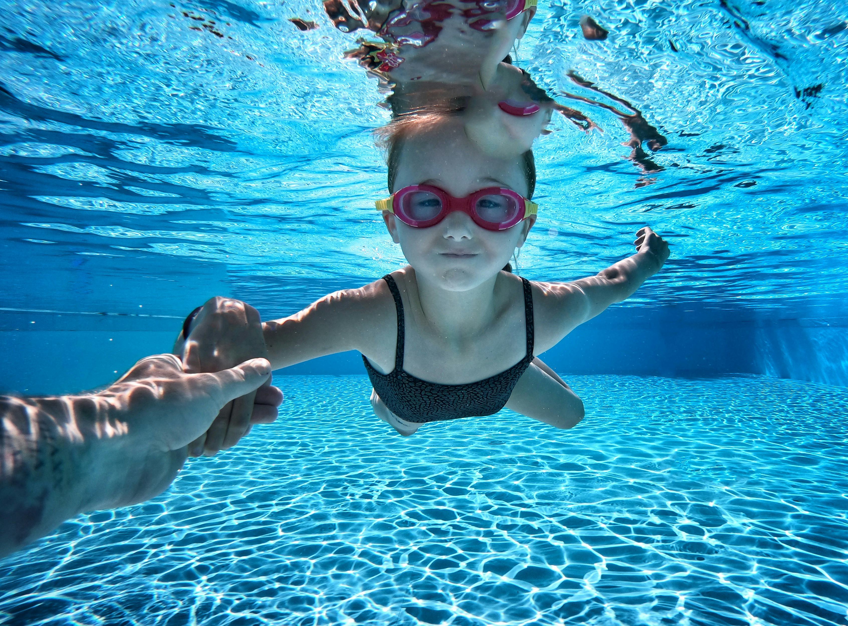 Are Swim Lessons Safe With Coronavirus? Experts Explain