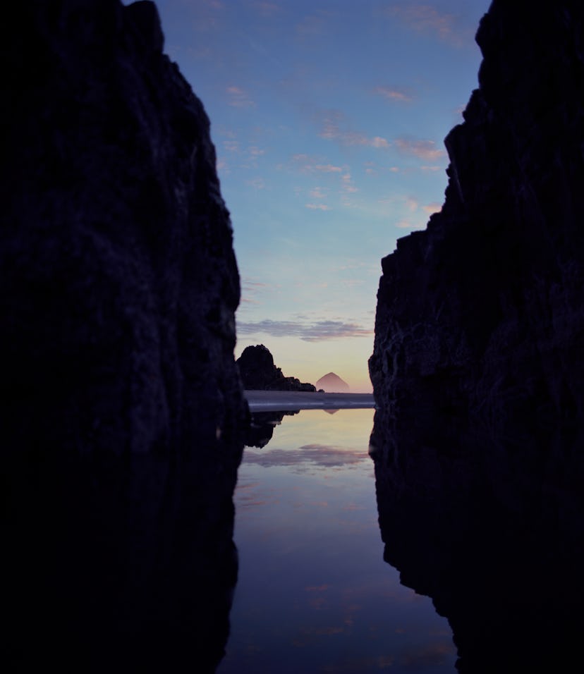 A photo of Tierra Del Mar in Oregon can be seen. It is a small north seacoast community where Facebo...