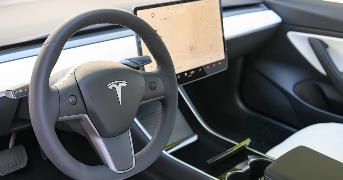 Musk Reads: Tesla's next-gen self-driving computer