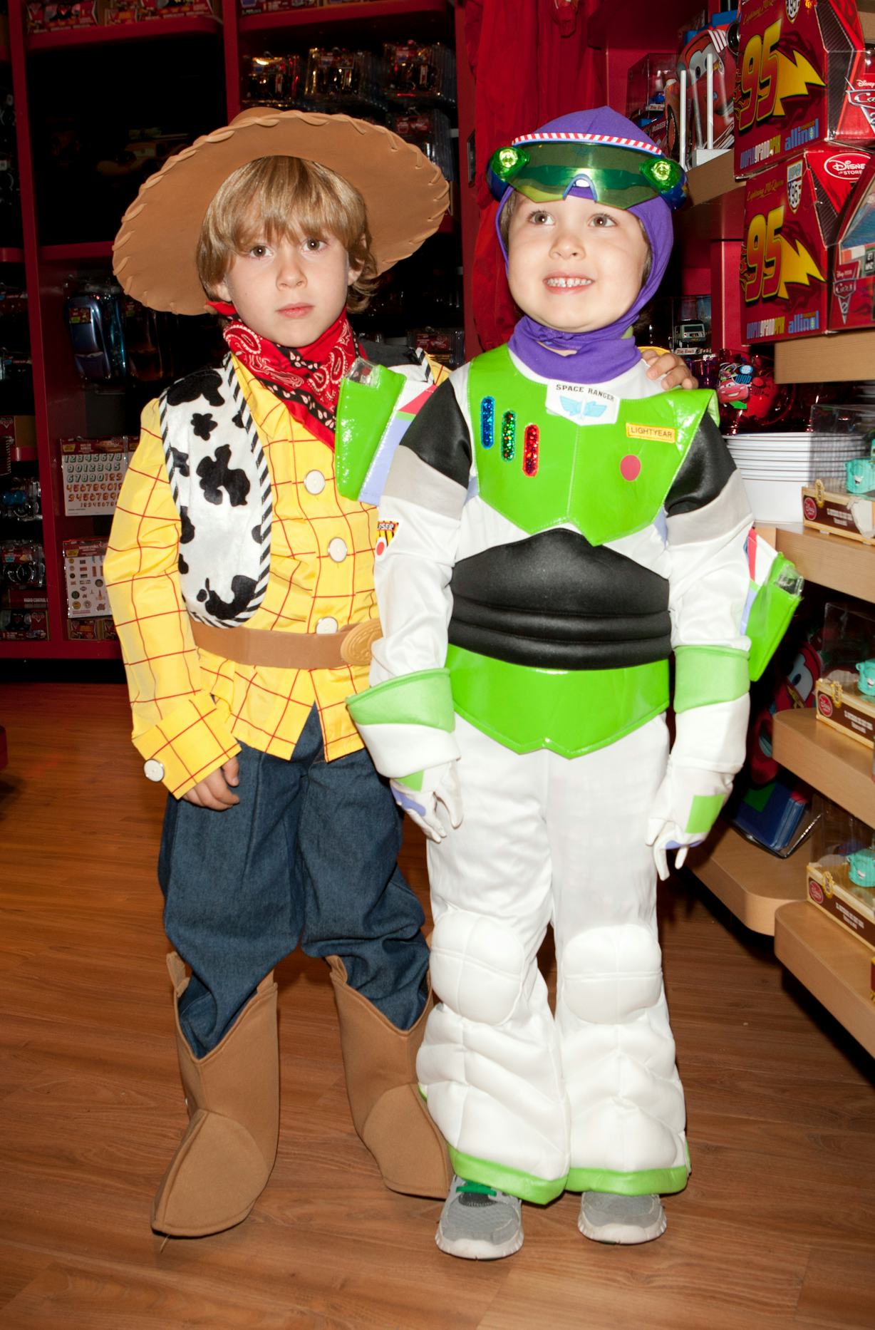 Disney Is Having A Halloween Costume Sale & Even Elsa And Woody ...