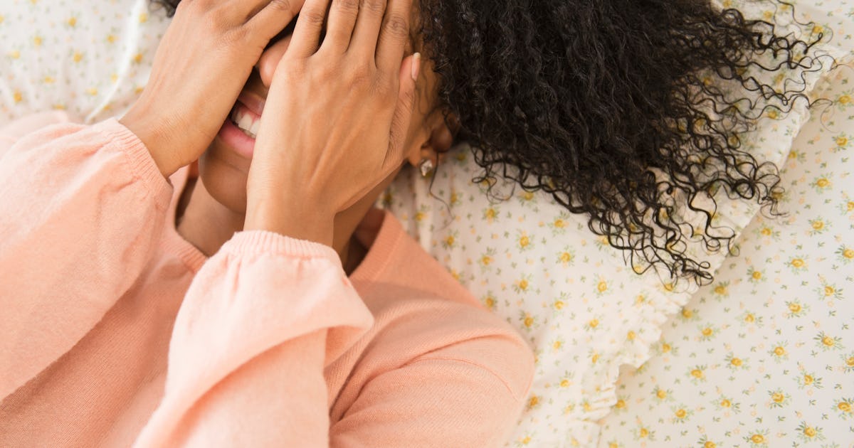 Can Being Dehydrated Make You Feel Hungover? Doctors Explain Can Being Dehydrated Make You Feel Hungover? Doctors Explain