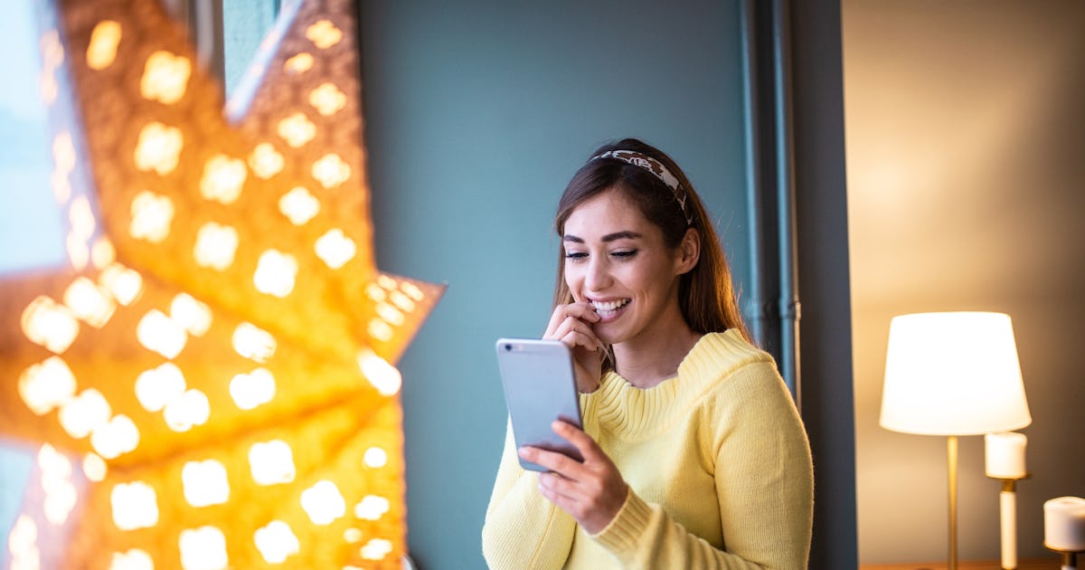 Here's The Dating App Advice You Should Try, Based On Your Zodiac Sign