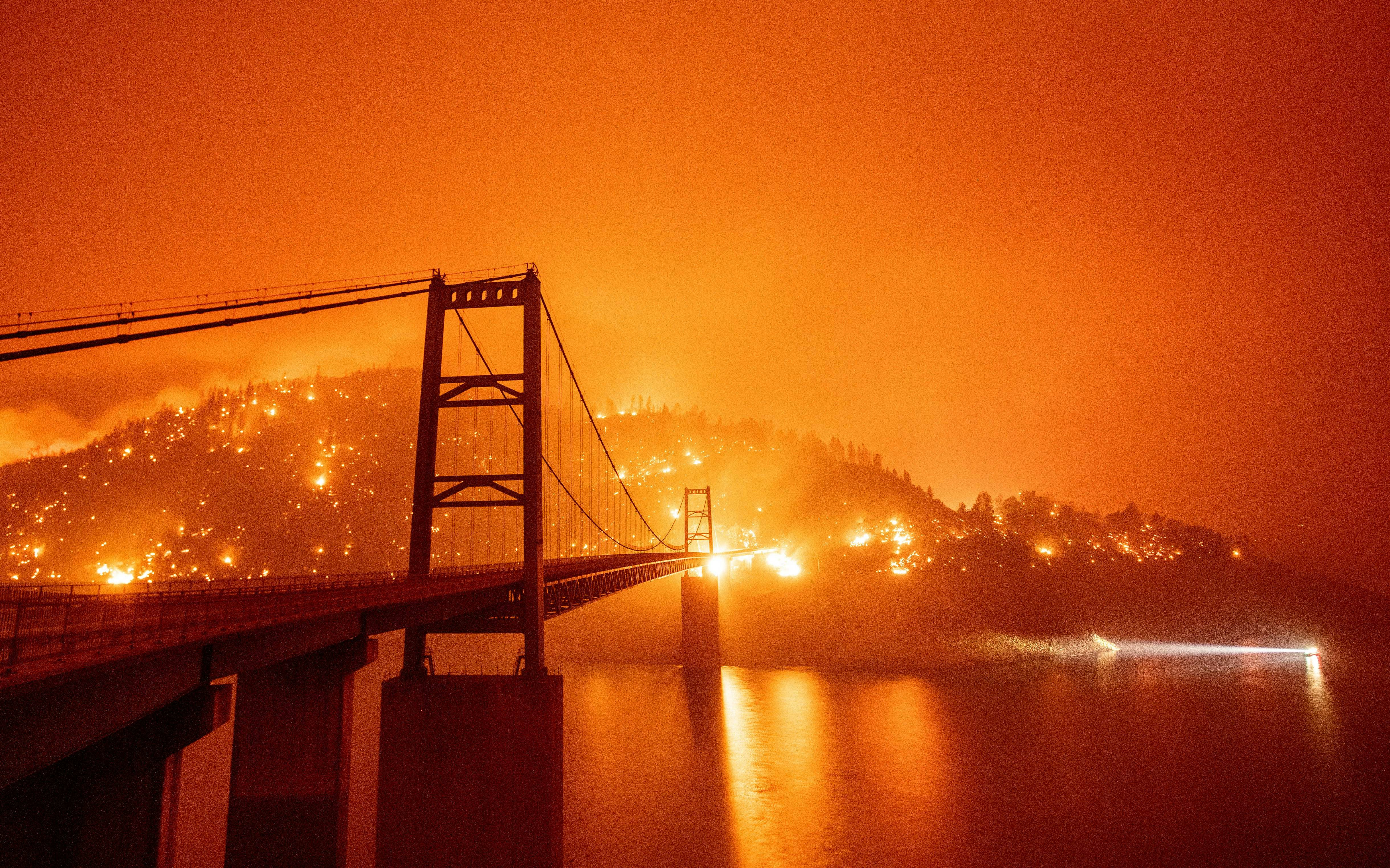 11 photos that show the horrific destruction of the West Coast wildfires