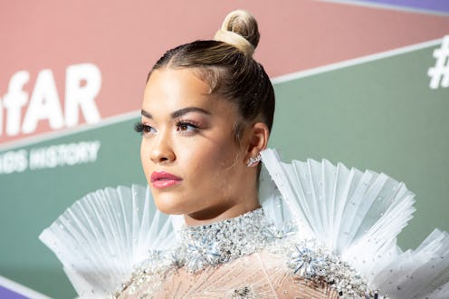 Rita Ora pulled of a double cat-eye and floating crease hybrid in a recent Instagram