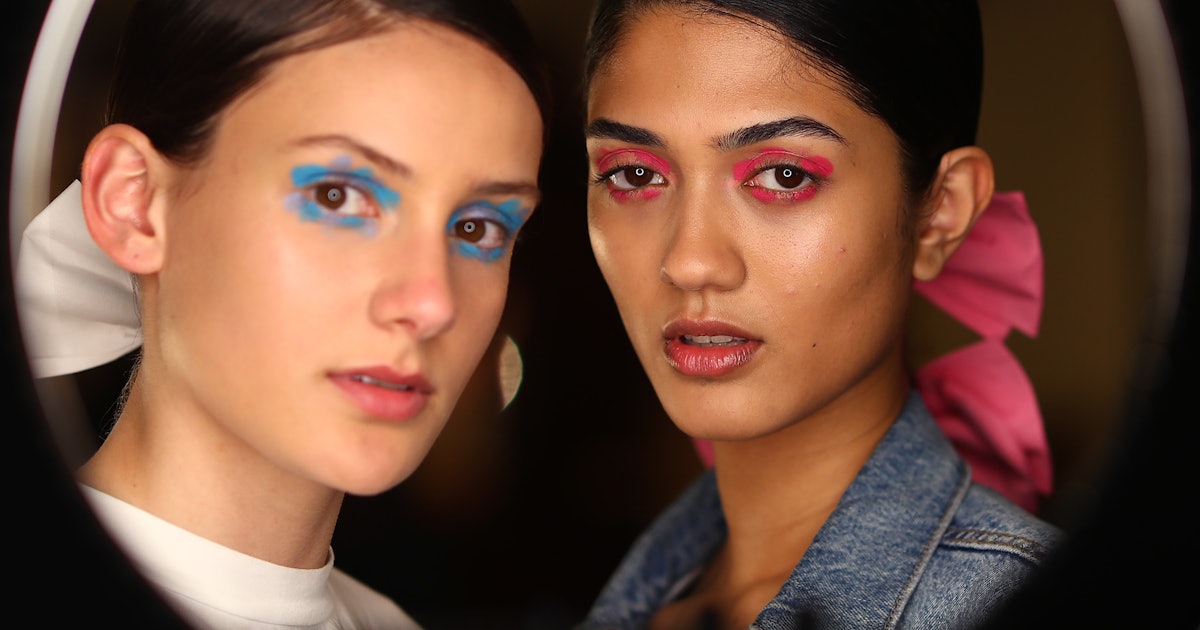 Tiktok Makeup Looks | The Best TikTok Eyeshadow Ideas To Revive Your Everyday ......  Easy Natural Makeup Tutorial || Tik Tok in 2020 | Eye ...
 |Tiktok Makeup Looks