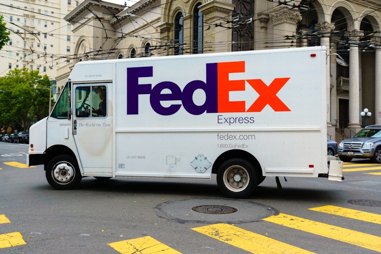 How to Track Fedex Truck  