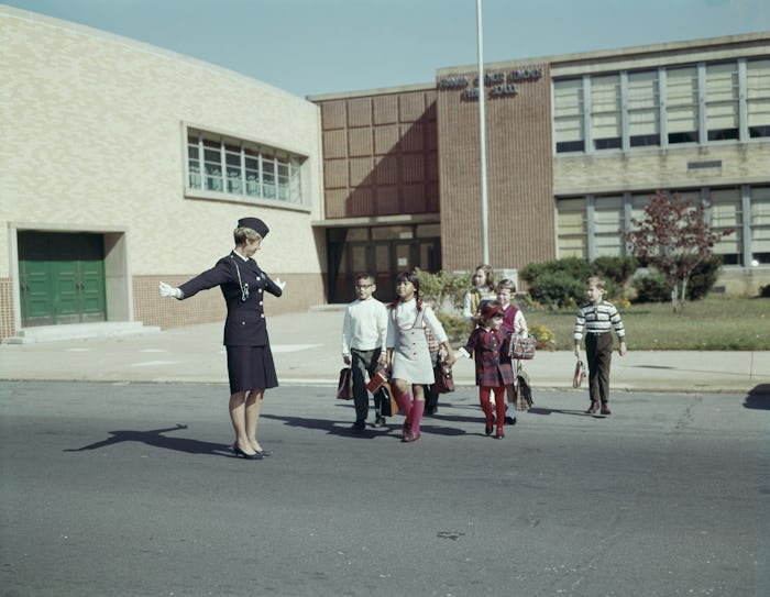 These vintage back to school photos show that although many things change through the years, some th...