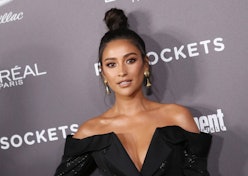Shay Mitchell's most recent manicure is fitting for this coming October and Halloween.