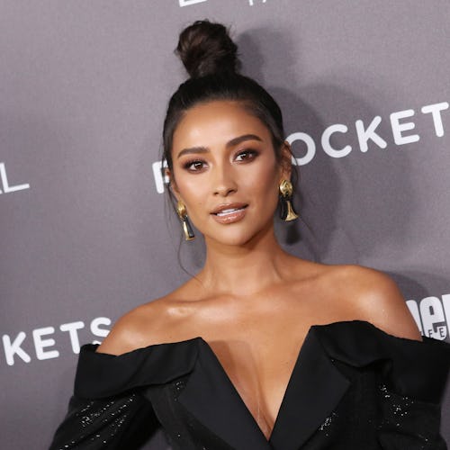 Shay Mitchell's most recent manicure is fitting for this coming October and Halloween.