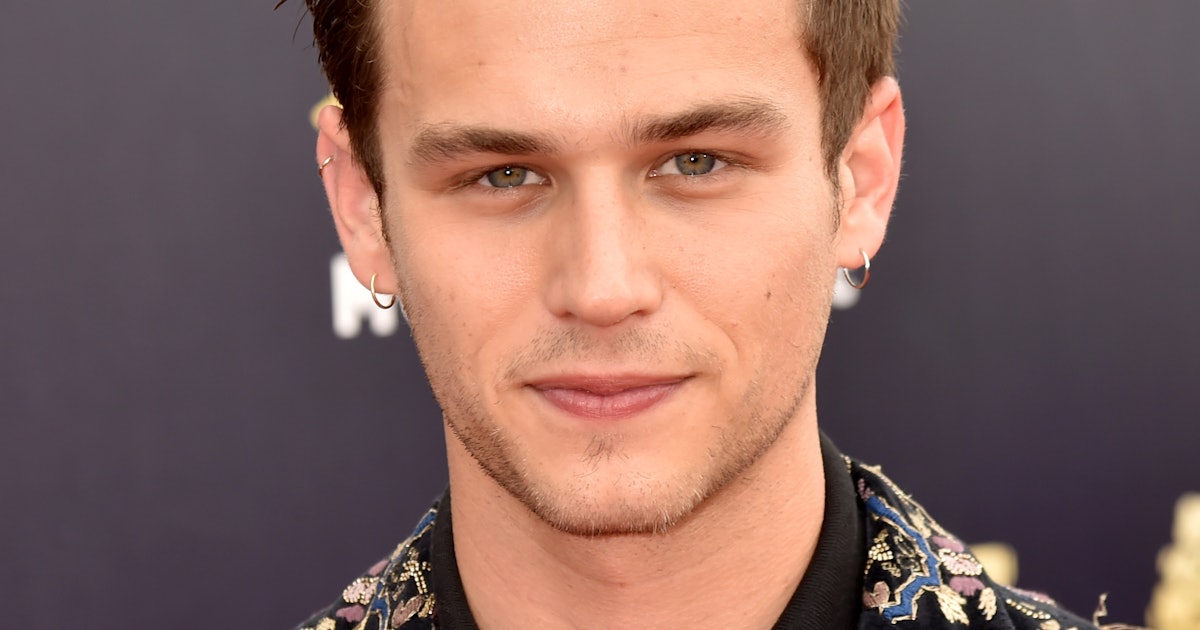 whos dating who from 13 reasons why whos dating who from 13 reasons why