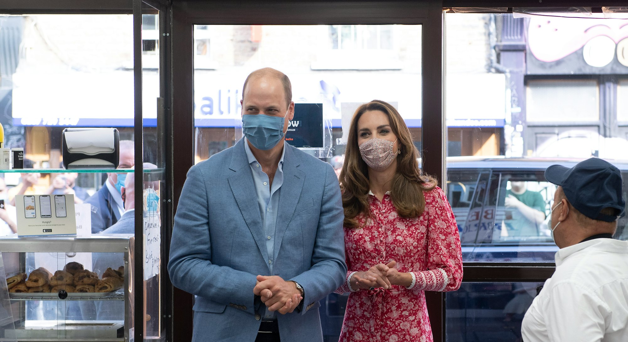 Kate Middleton and Prince William Pose With Face Masks