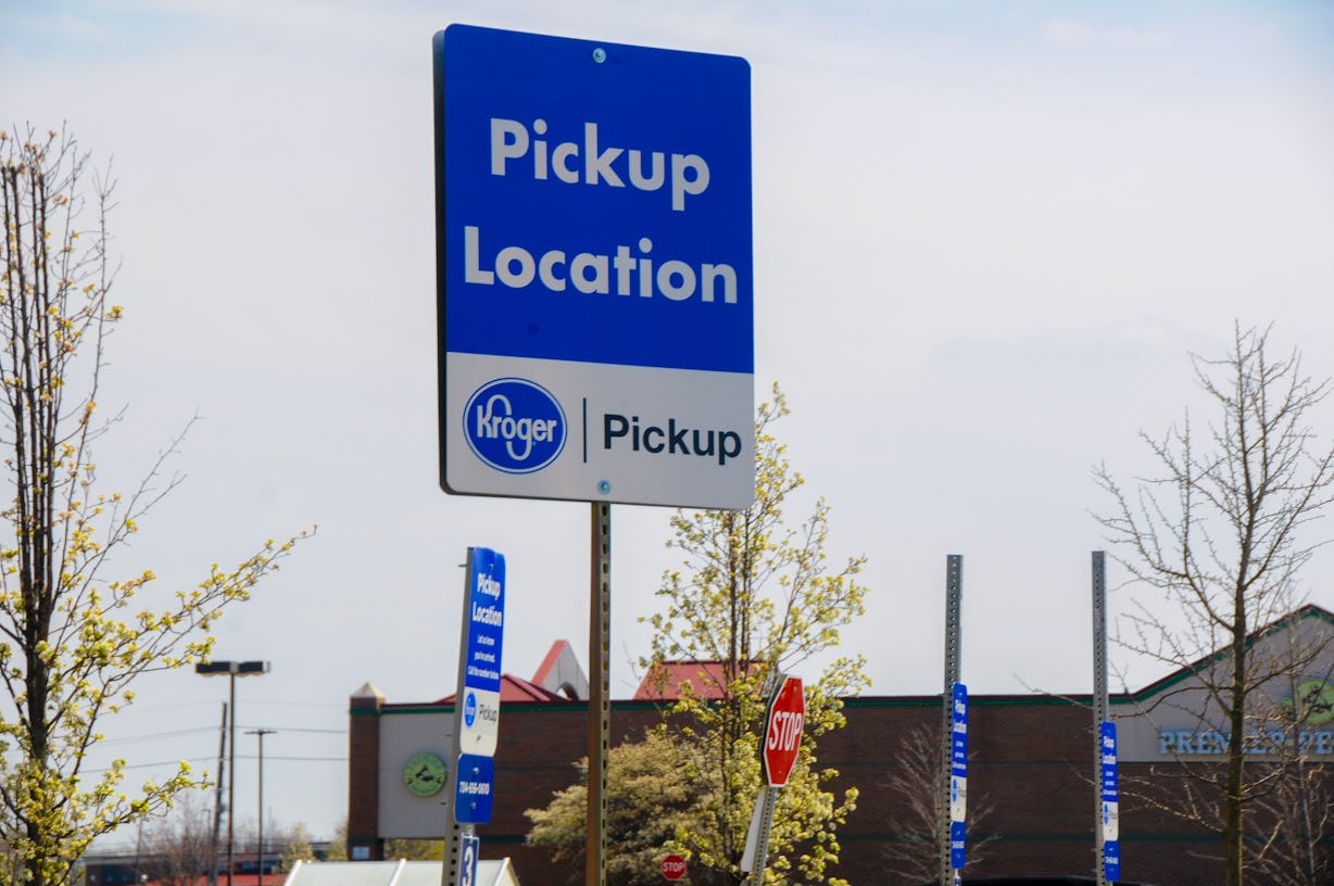 Is Kroger Open On Labor Day 2025? You'll Want To Snag This Hot Dog Deal