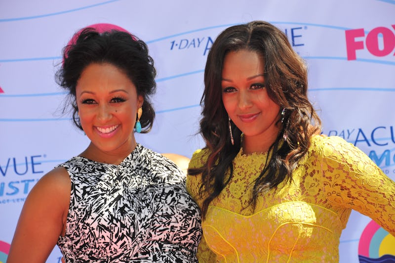 Tia & Tamera Mowry Celebrate Sister, Sister's Netflix Debut On Insta