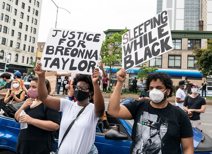 What To Wear To Black Lives Matter Protests Breonna Taylor 