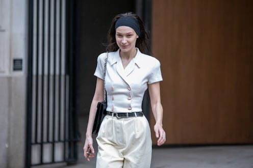 Bella Hadid demonstrates how to style a gym headband the 2020 way