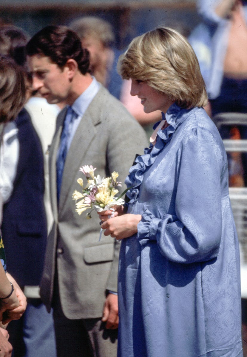 Princess Diana wore frilly dresses during her pregnancy. 