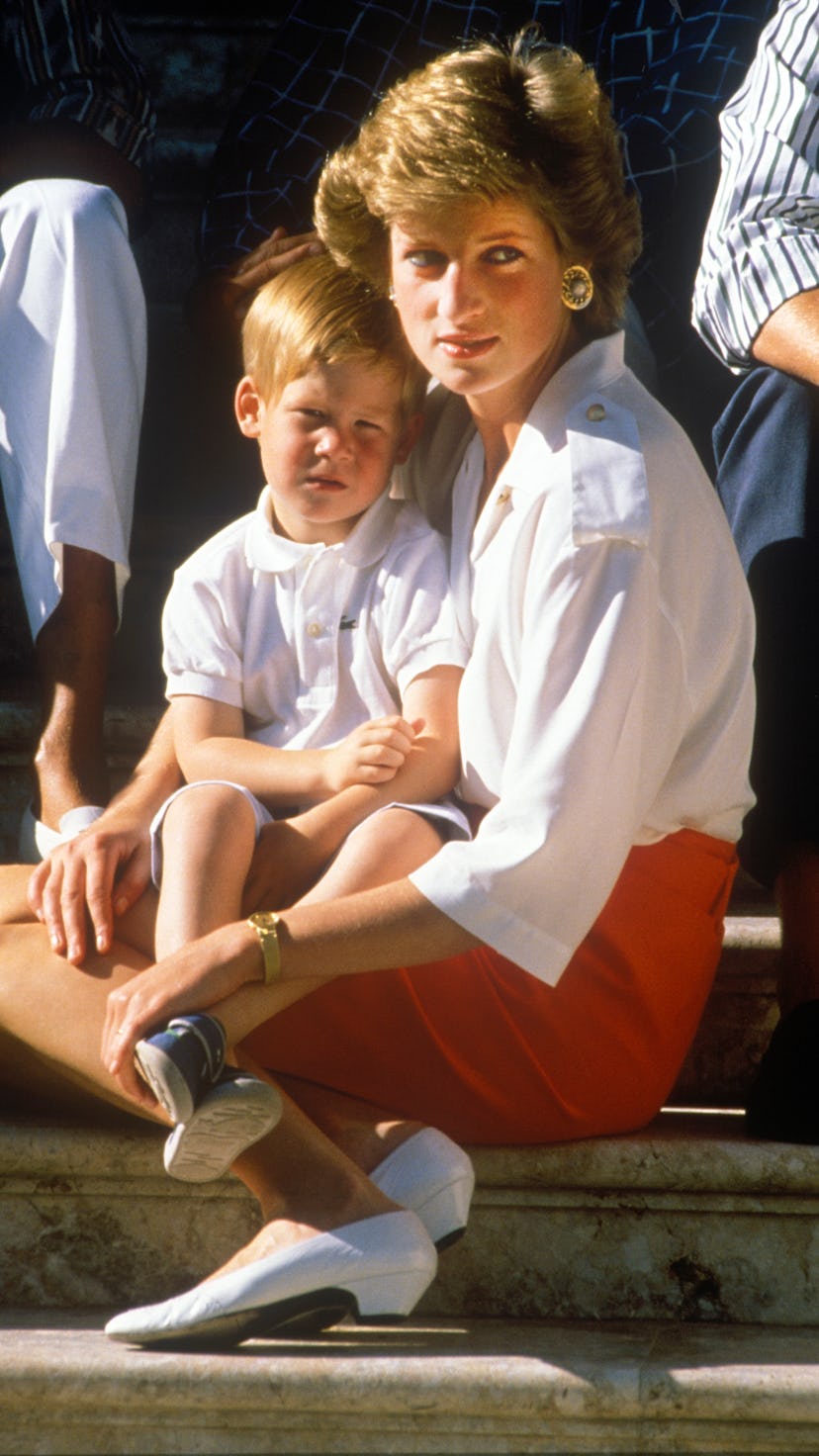 Princess Diana has shared many inspiring quotes on being a mom to Prince Harry and Prince William.