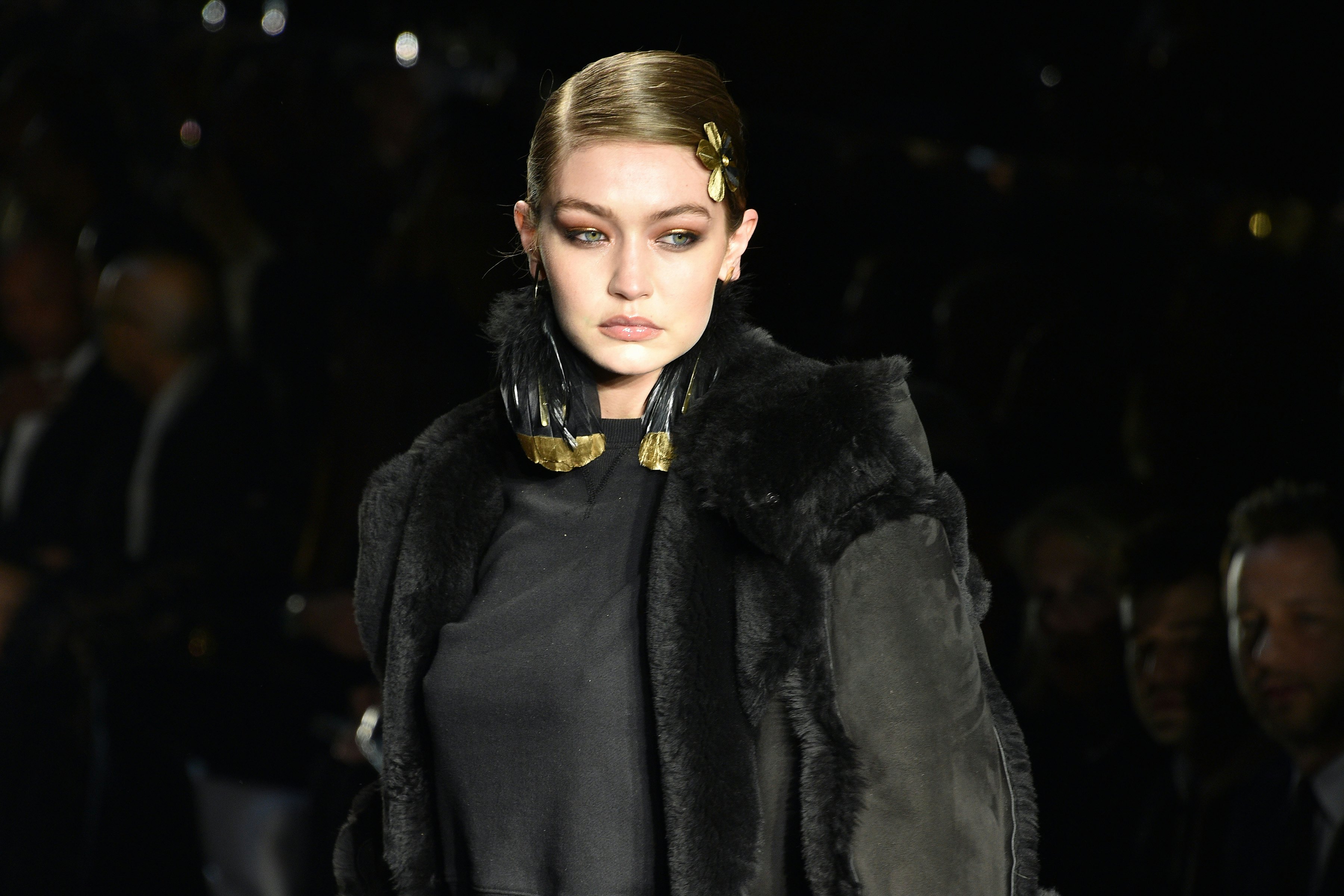 Gigi Hadid learned she was pregnant right before a runway show