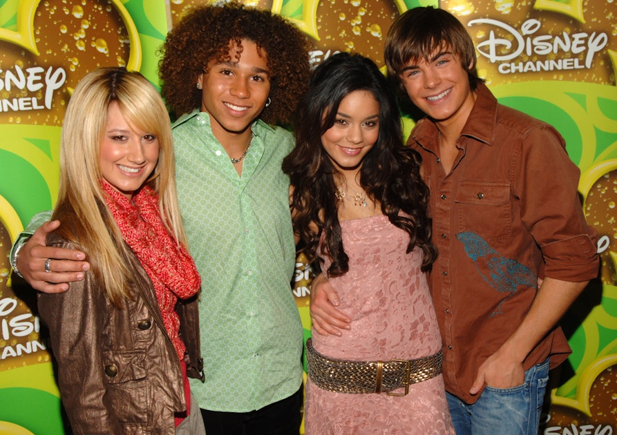 Tweets Celebrating High School Musical S 15th Anniversary That Are Pure Nostalgia